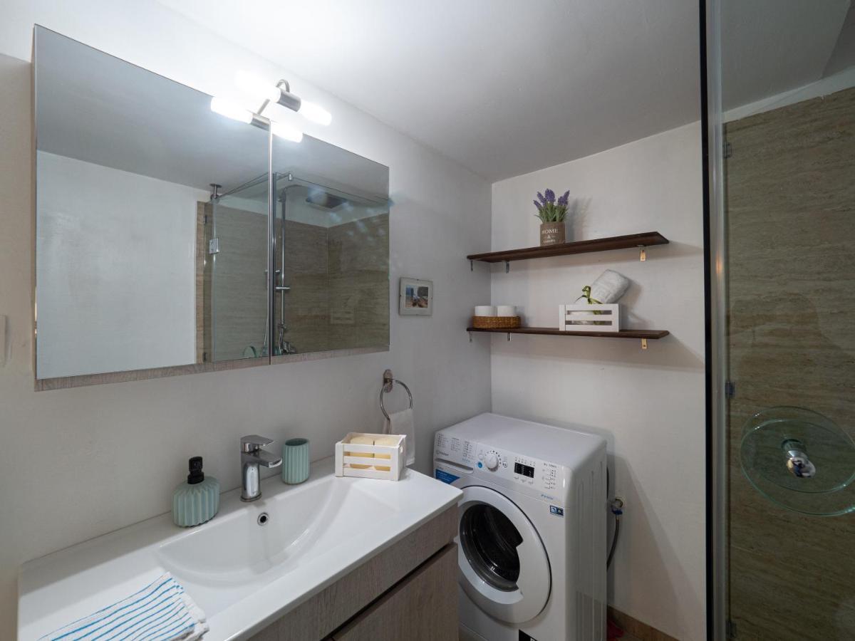 Central & Bright 2Bd Apt In Corfu Town Near Port Exterior photo