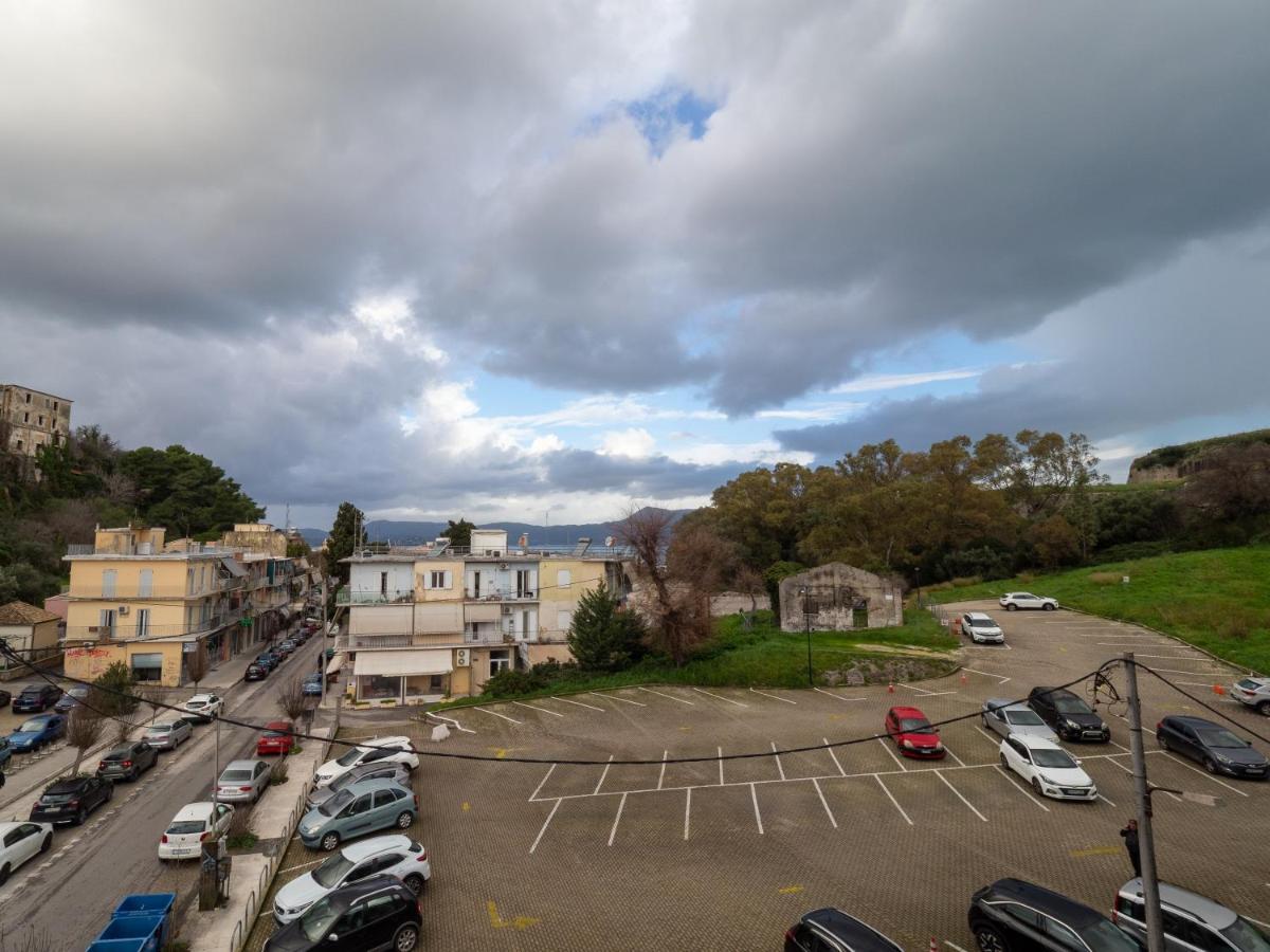 Central & Bright 2Bd Apt In Corfu Town Near Port Exterior photo